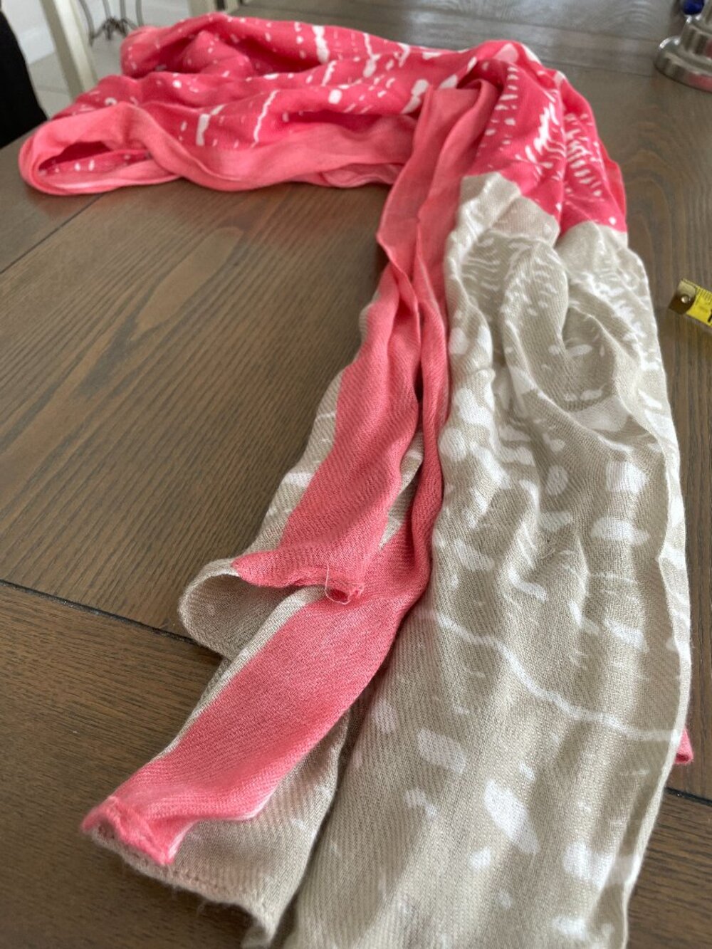 Scarf Coral, Beige Print